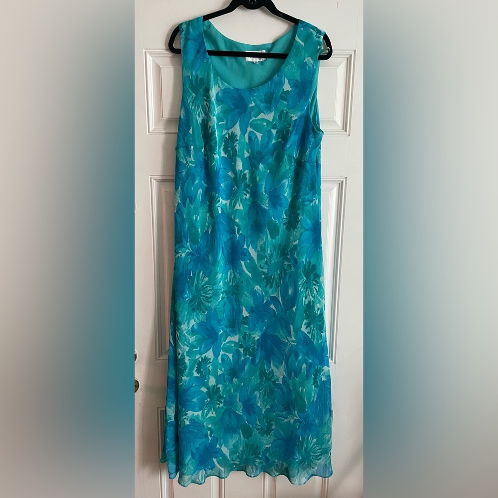 💜 STUDIO 1 dress sleeveless fully lined. Size 20